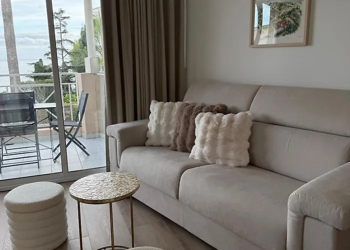 Apartment Casamia - Exceptional Sea View, Pool, Cannes
