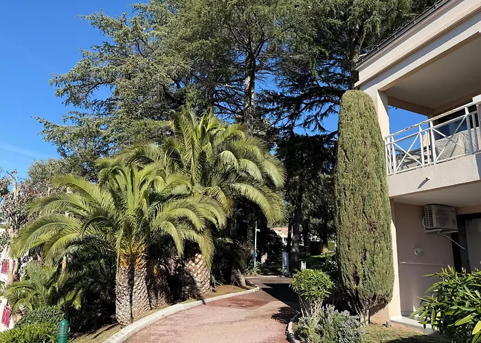 Apartment Casamia - Exceptional Sea View, Pool, Cannes