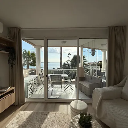 Casamia - Exceptional Sea View, Pool, Апартаменты Канны